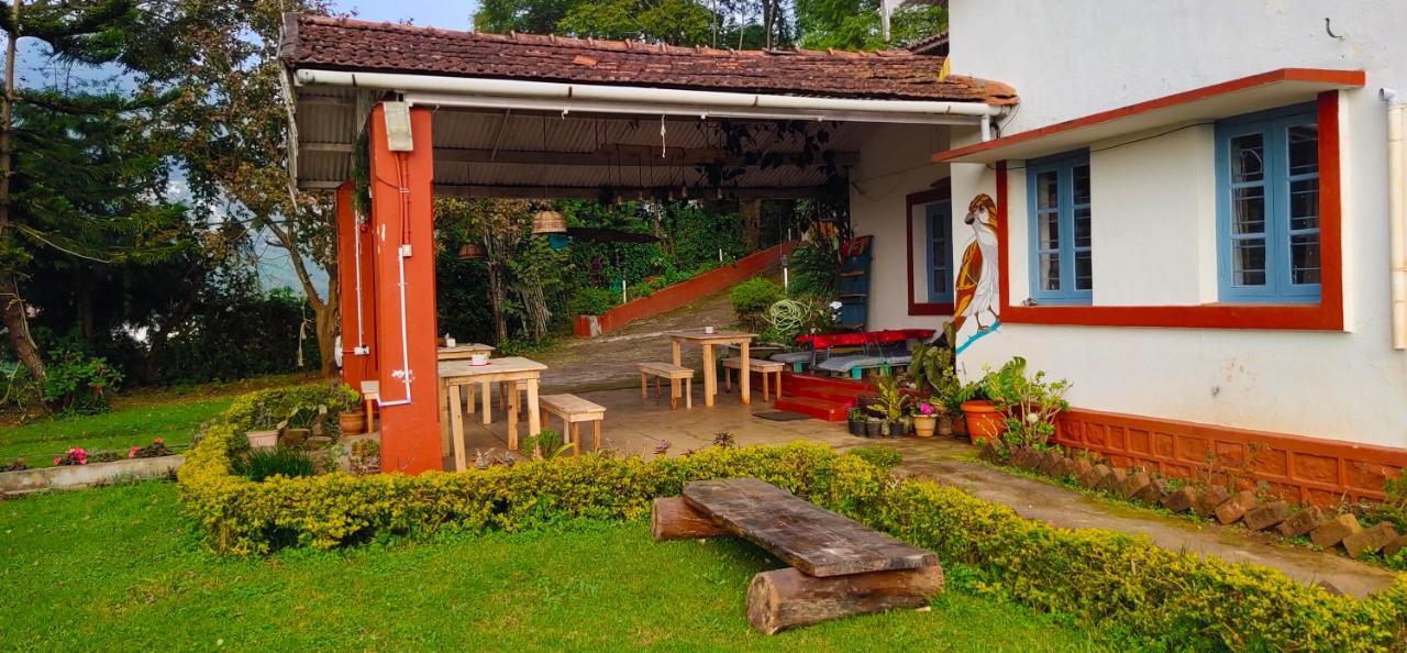 The Birdhouse Backpackers Hostel Coonoor Kültér fotó