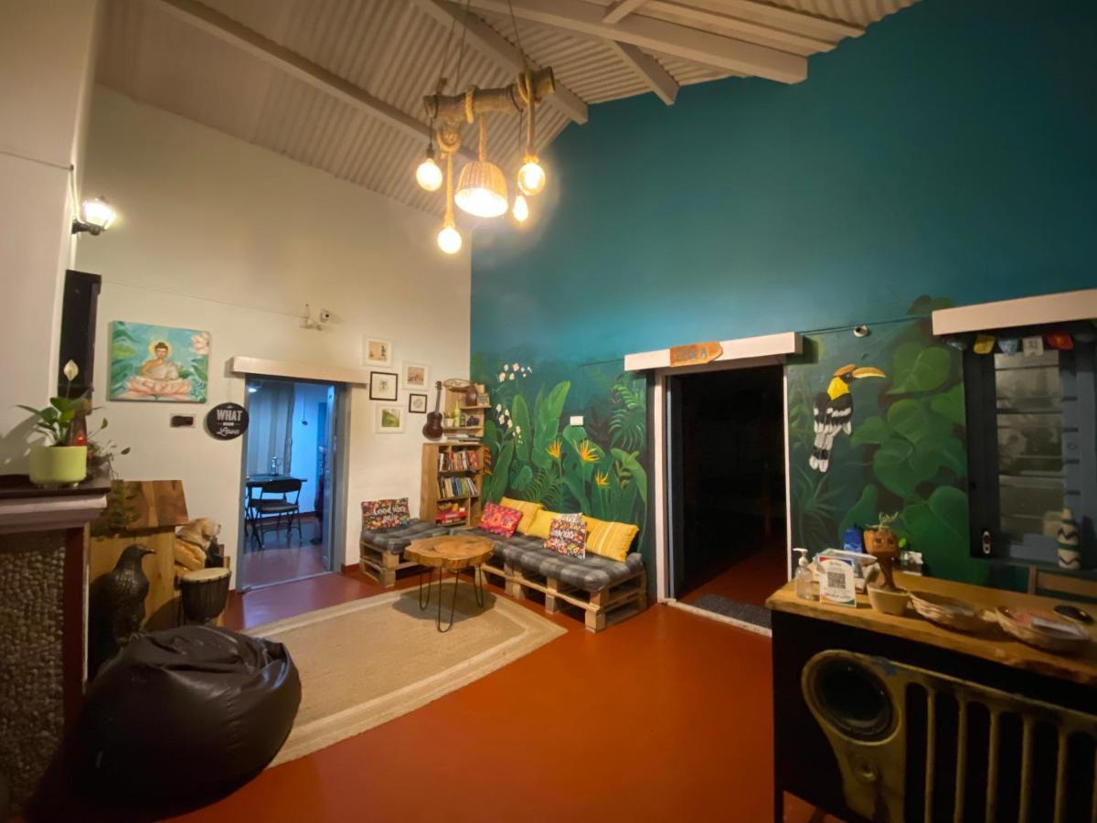 The Birdhouse Backpackers Hostel Coonoor Kültér fotó
