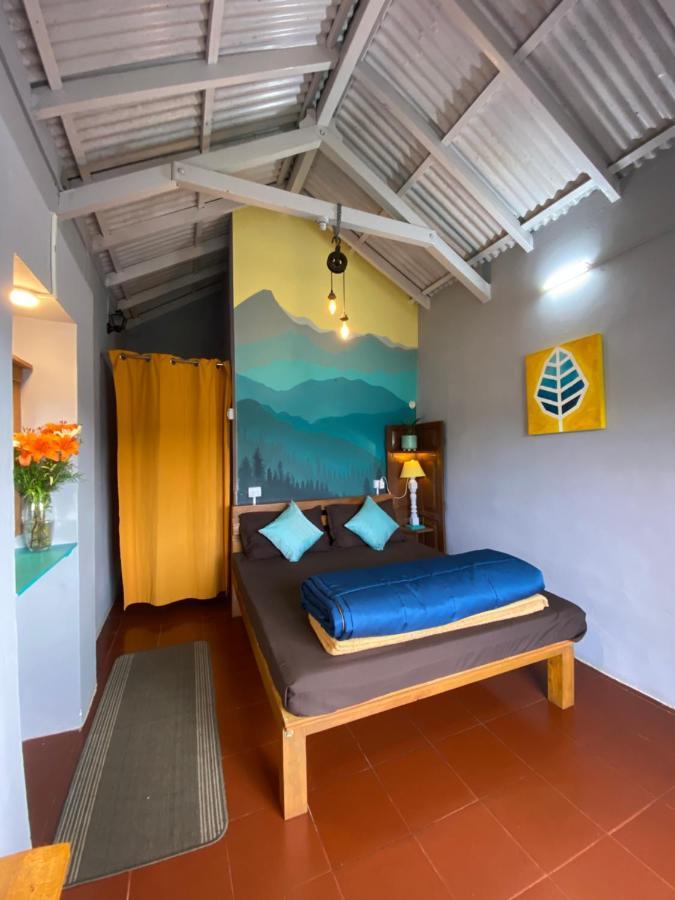 The Birdhouse Backpackers Hostel Coonoor Kültér fotó